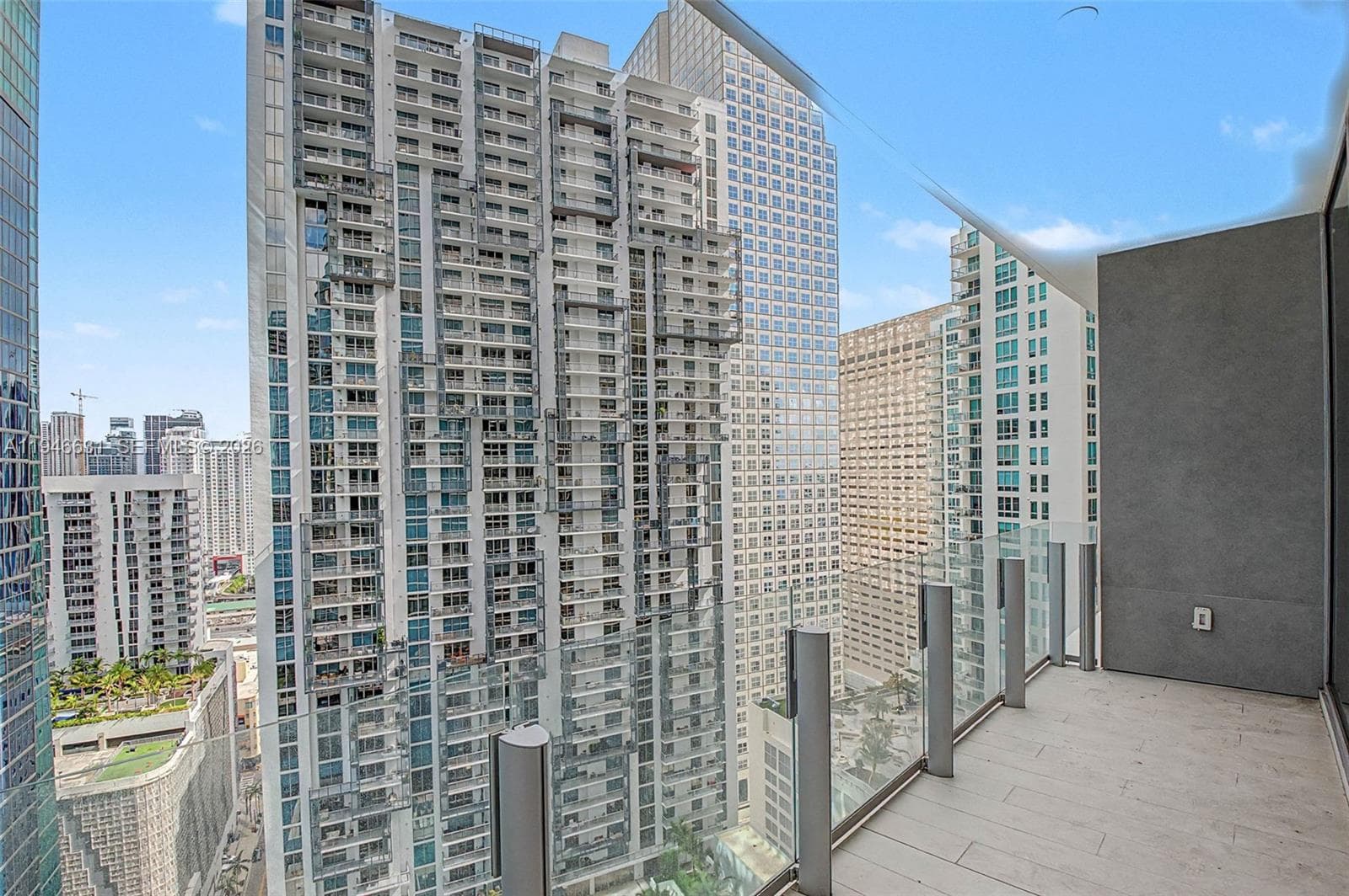 300 Biscayne Blvd Way # 2808, Miami FL 33131 — 18