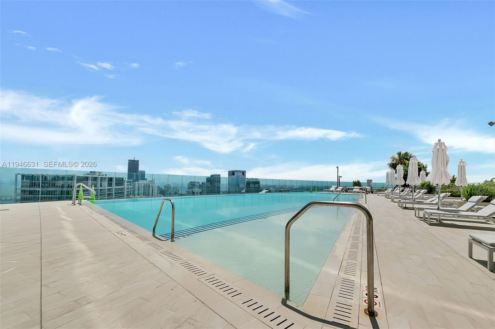 300 Biscayne Blvd Way # 2808, Miami FL 33131 — 25