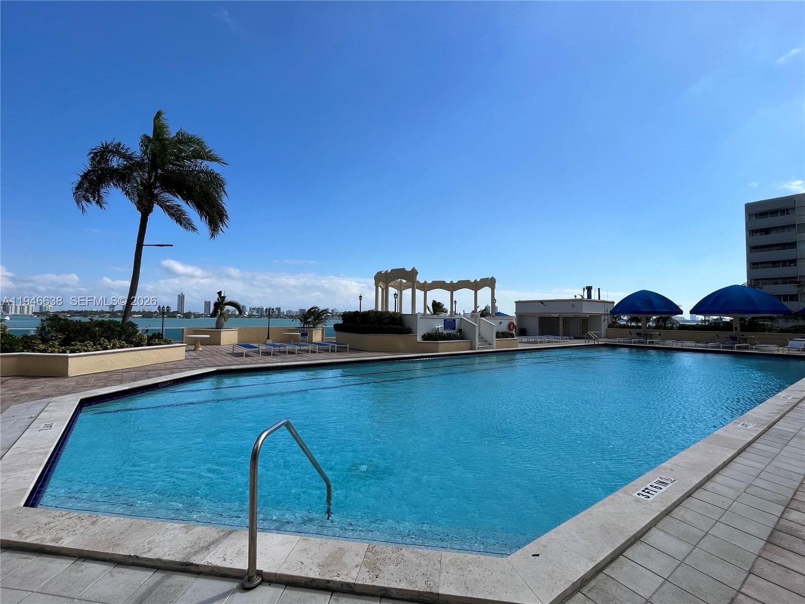 7601 E Treasure Dr # 1604, North Bay Village FL 33141 — 14