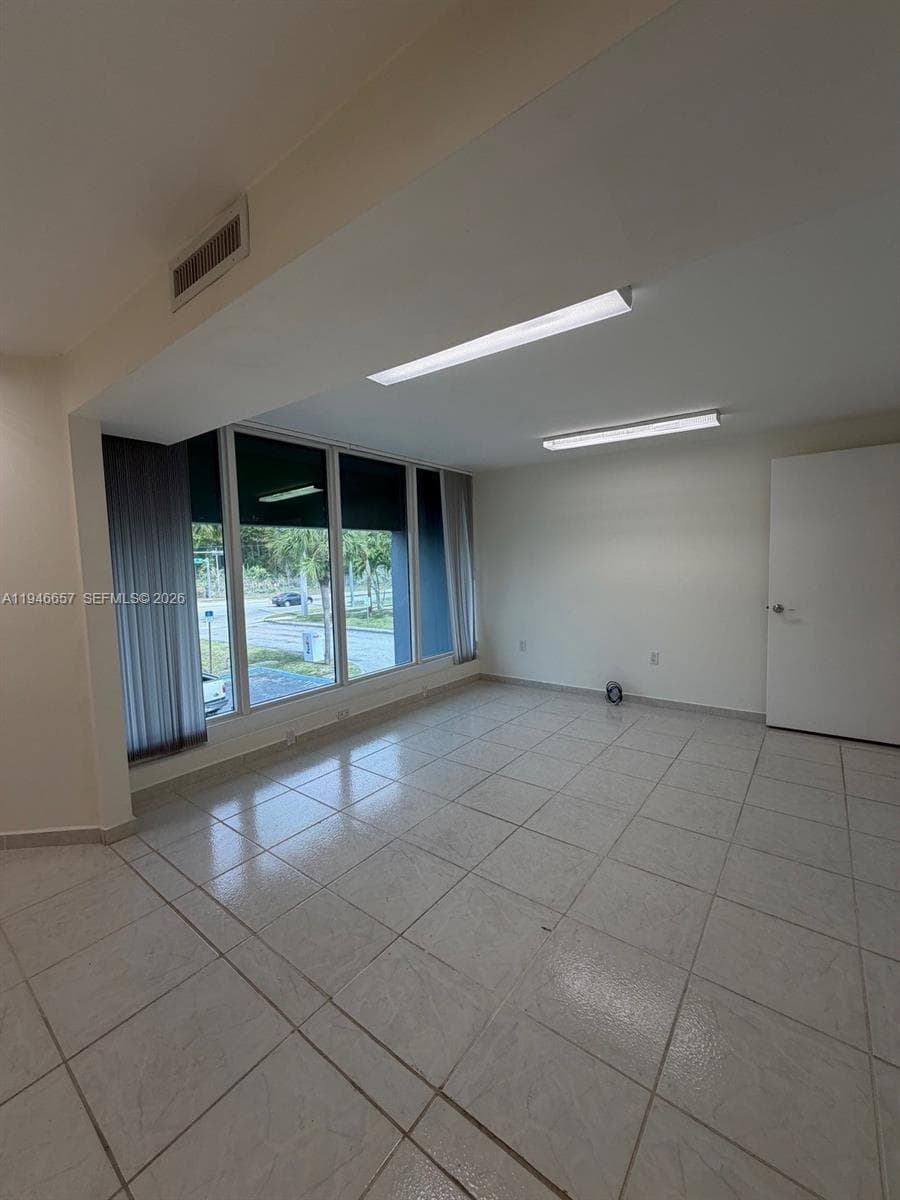 16155 SW 117th Ave # B2, Miami FL 33177 — 27
