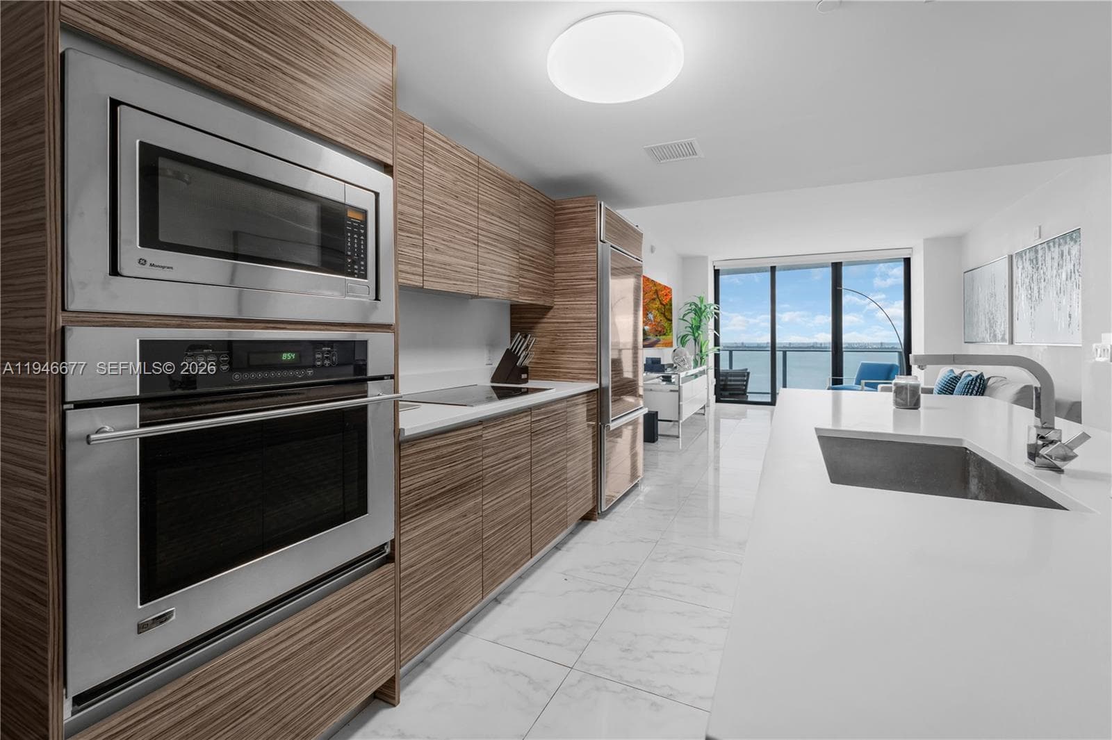 460 NE 28th St # 3002, Miami FL 33137 — 15