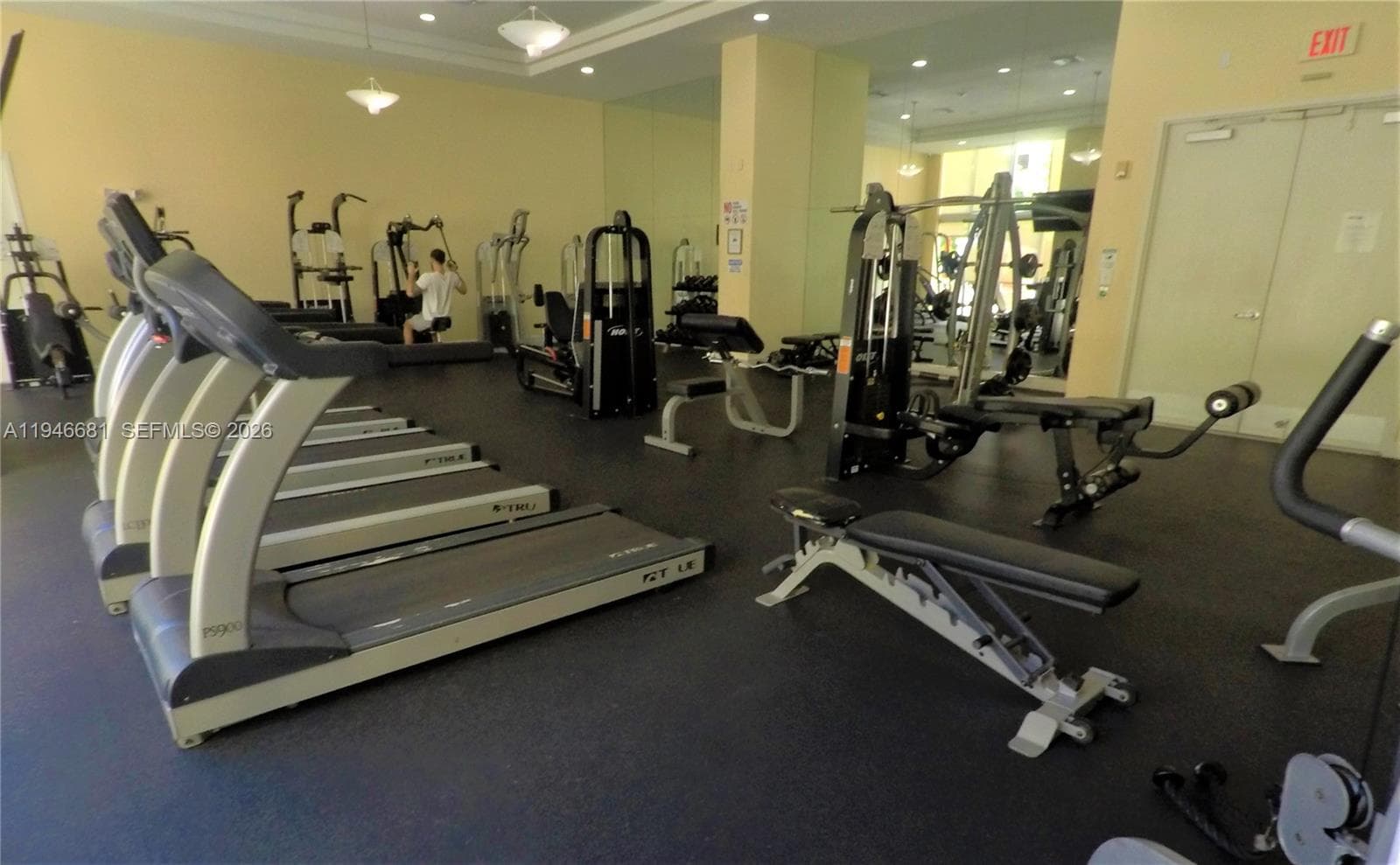 2775 NE 187th St # 506, Aventura FL 33180 — 47