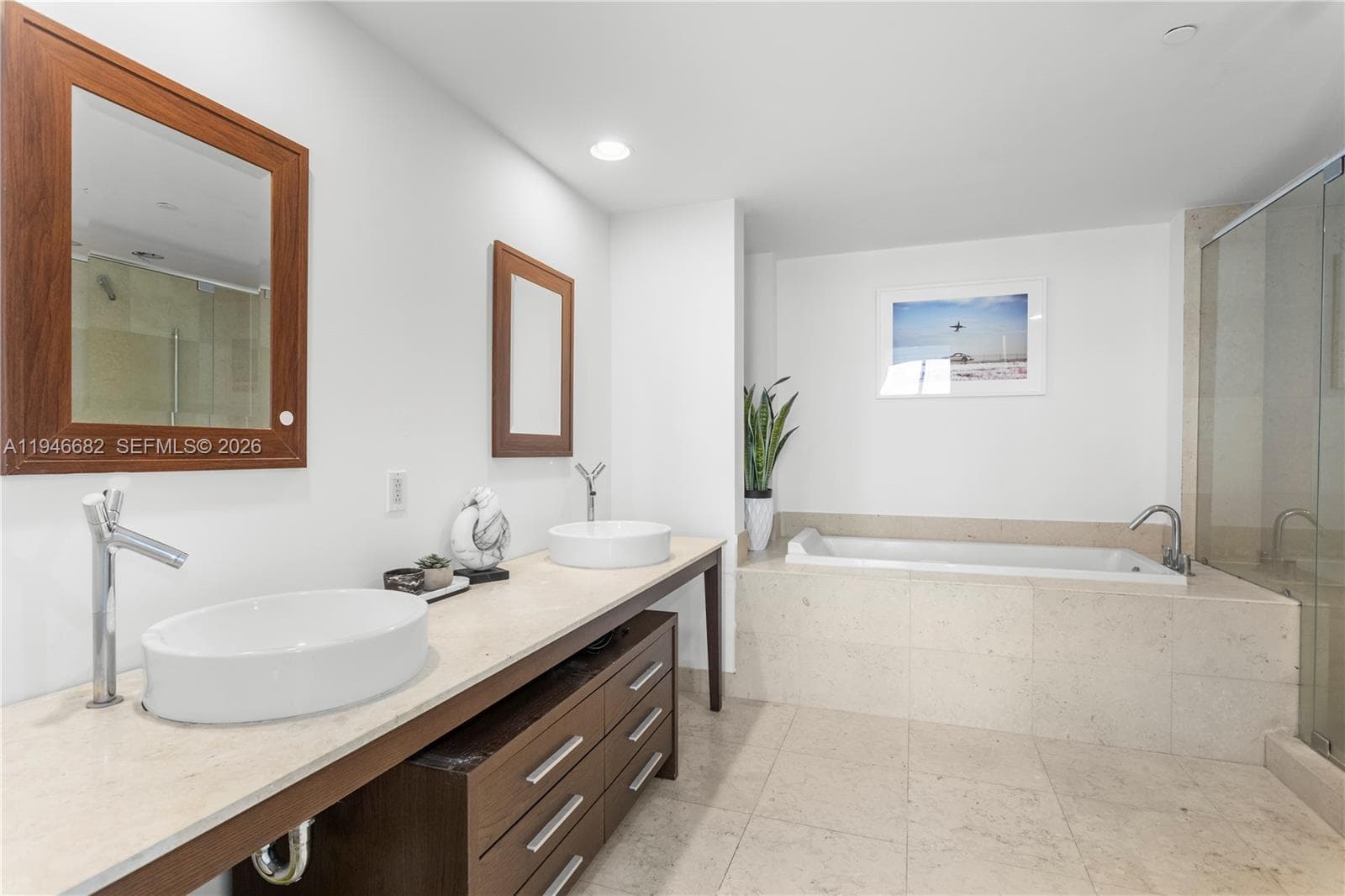 465 Brickell Ave # 5505, Miami FL 33131 — 18