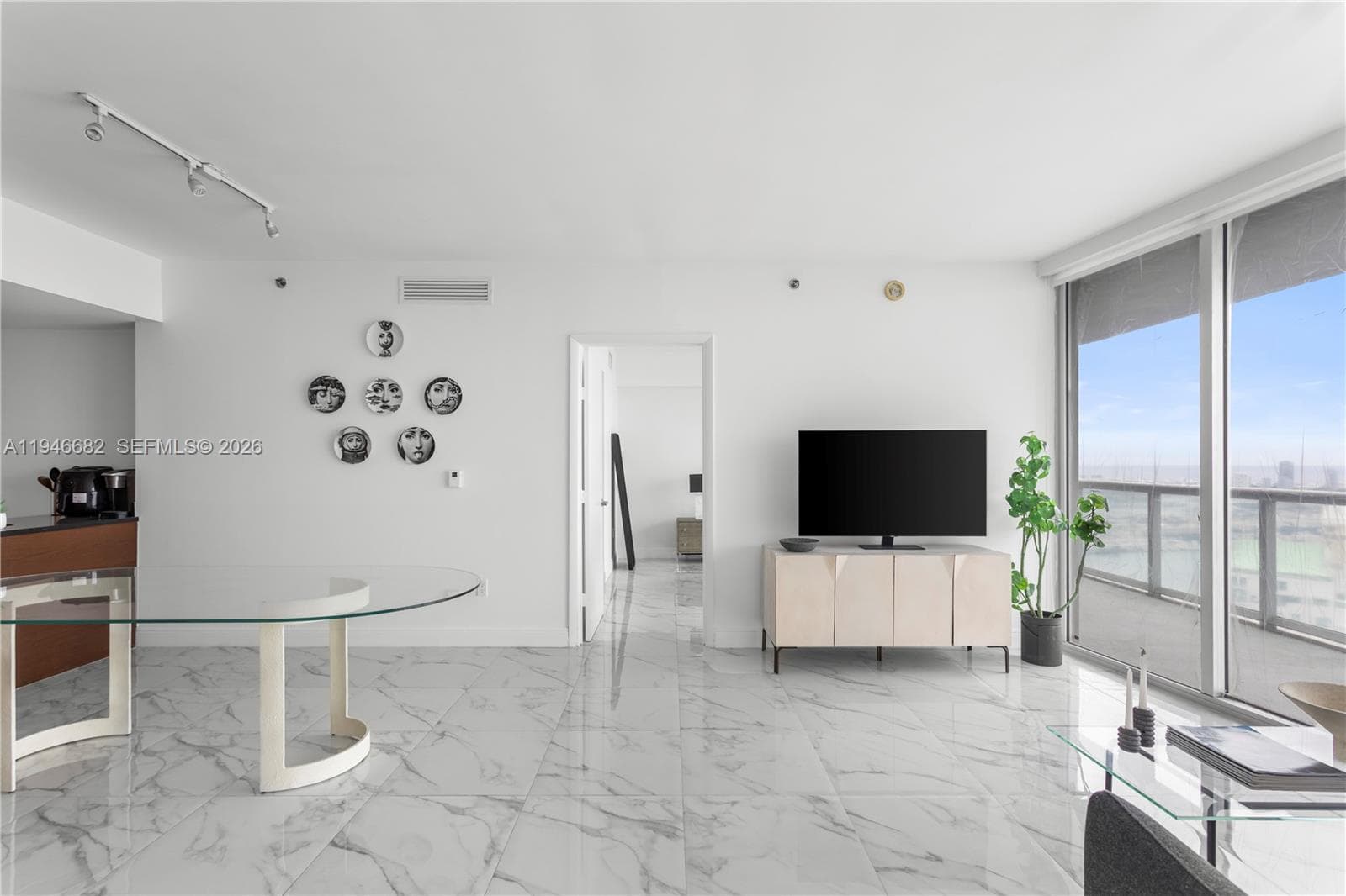 465 Brickell Ave # 5505, Miami FL 33131 — 11