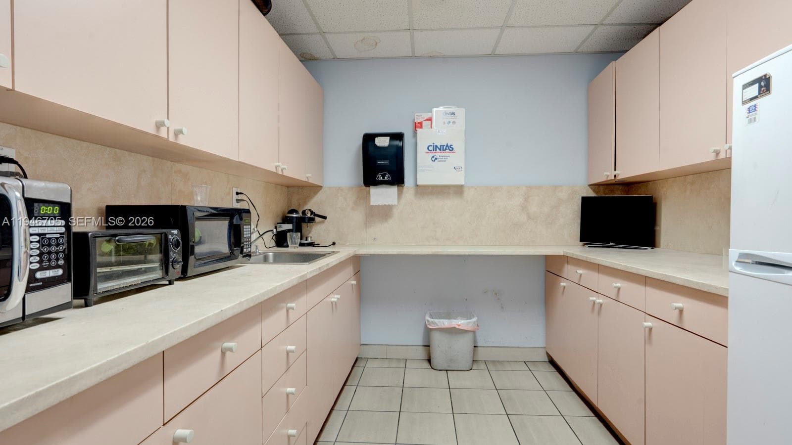 7957 NW 54th St, Doral FL 33166 — 21