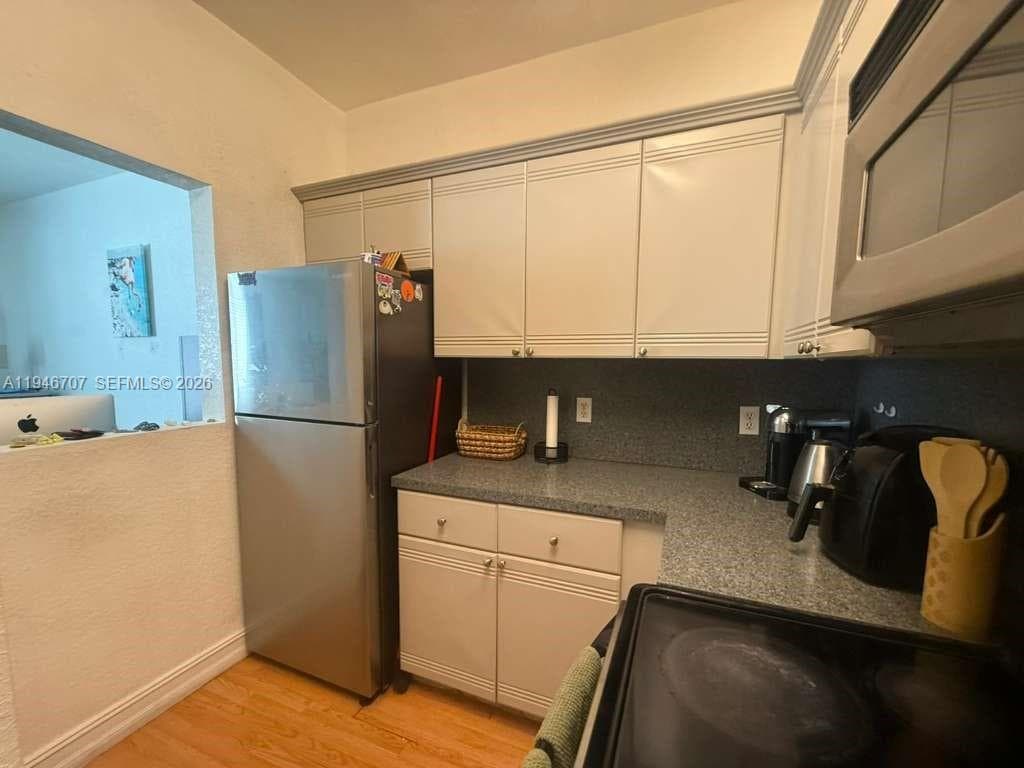 820 Euclid Ave # 206, Miami Beach FL 33139 — 8