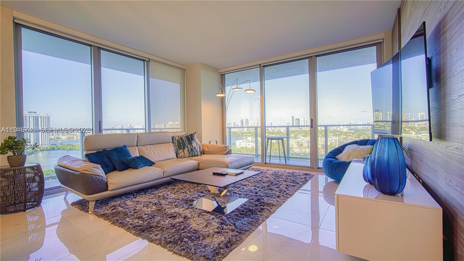 16385 Biscayne Blvd # 1415, North Miami Beach FL 33160 — 1