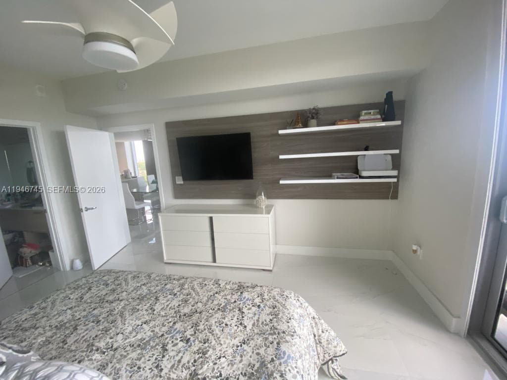 16385 Biscayne Blvd # 1415, North Miami Beach FL 33160 — 10