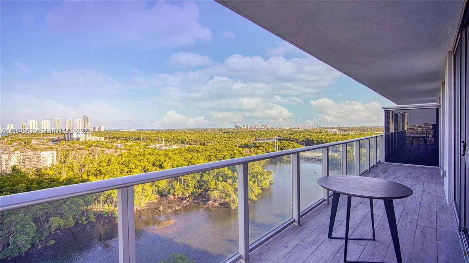 16385 Biscayne Blvd # 1415, North Miami Beach FL 33160 — 25
