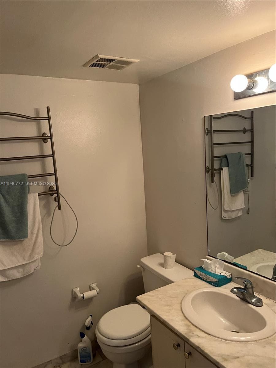2640 NE 135th St # 312, North Miami FL 33181 — 9