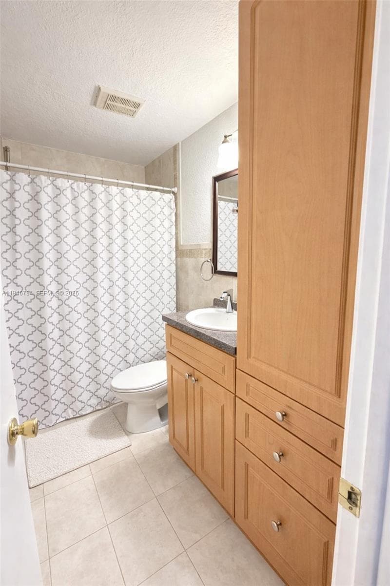 Hialeah Club Villas Condo, Hialeah, FL — 11