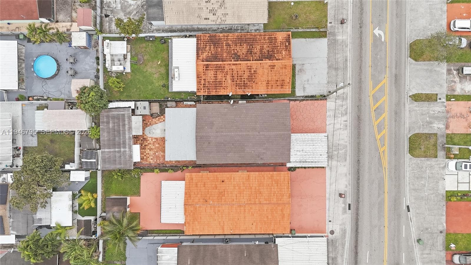 836 W 37th St, Hialeah FL 33012 — 26