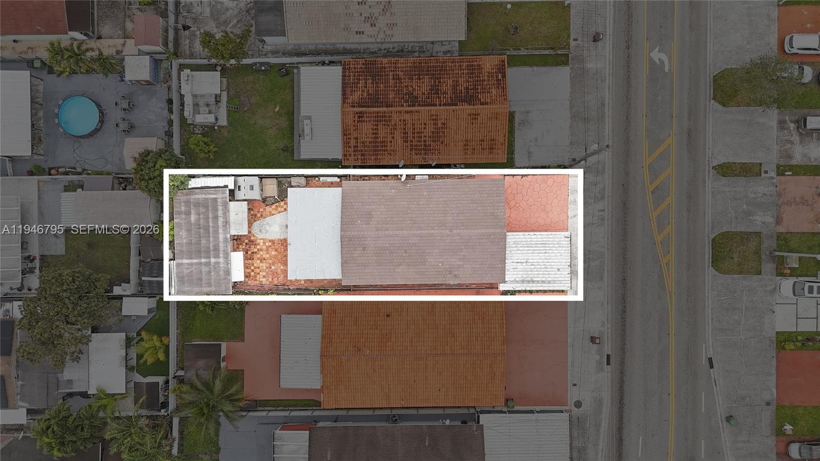 836 W 37th St, Hialeah FL 33012 — 25