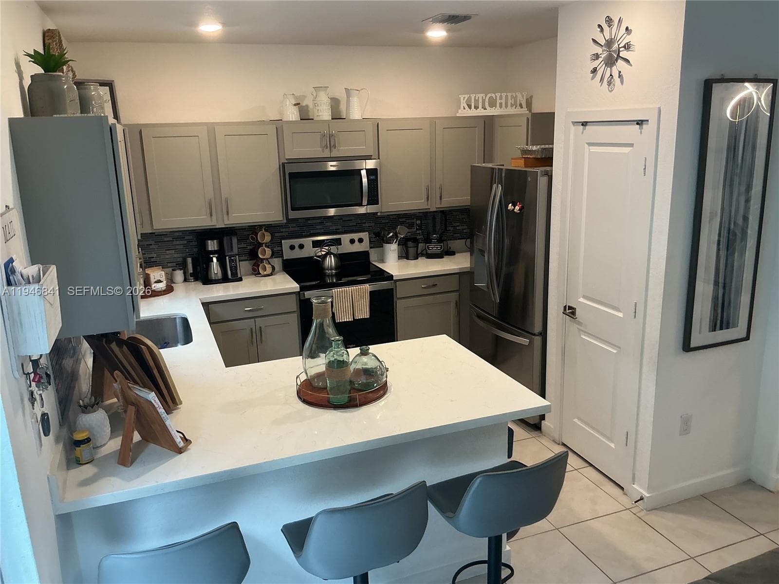484 NE 4th Ave, Florida City FL 33034 — 6