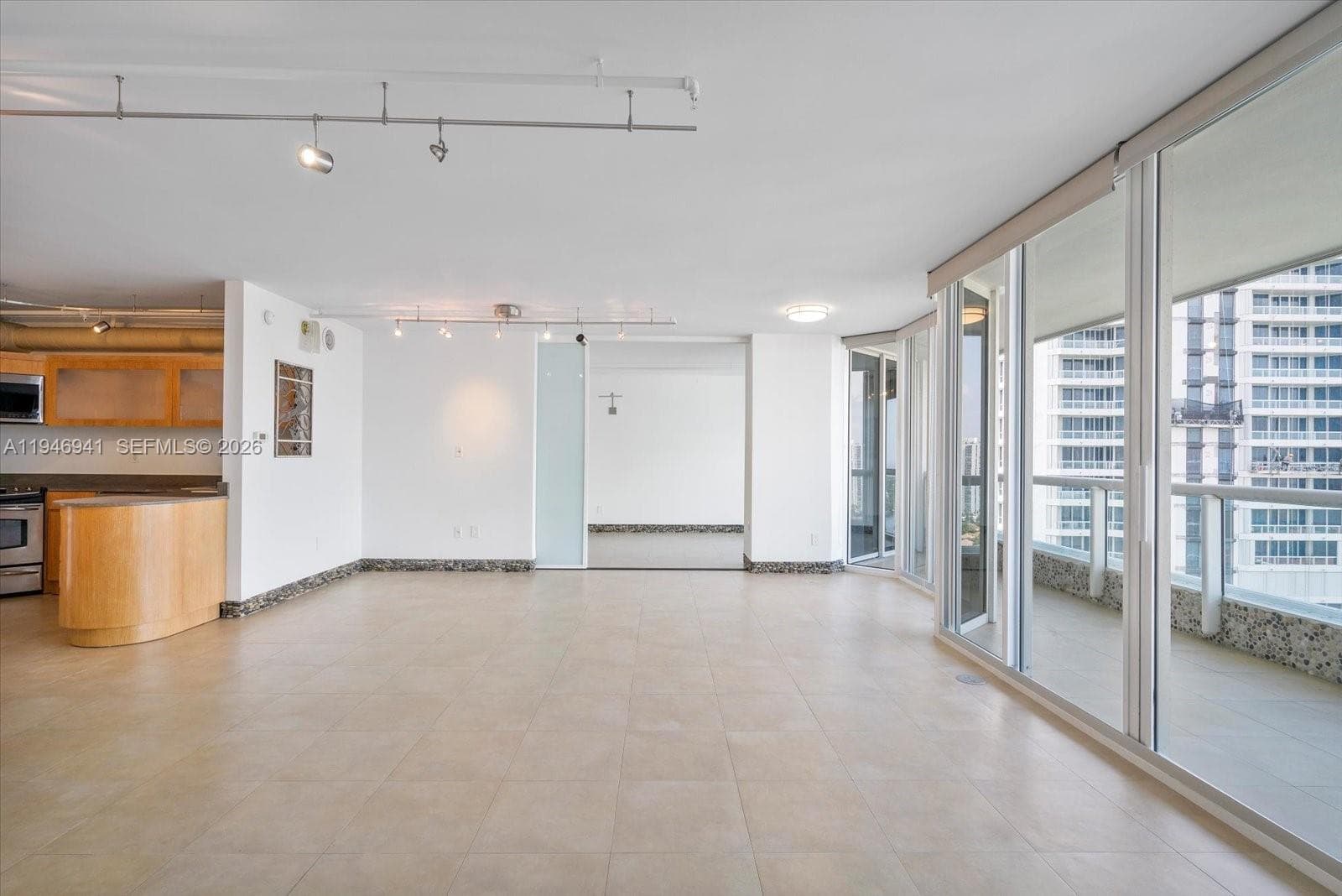 21205 NE 37th Ave # 2204, Aventura FL 33180 — 12