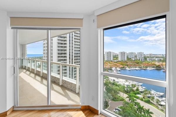 21205 NE 37th Ave # 2204, Aventura FL 33180 — 33