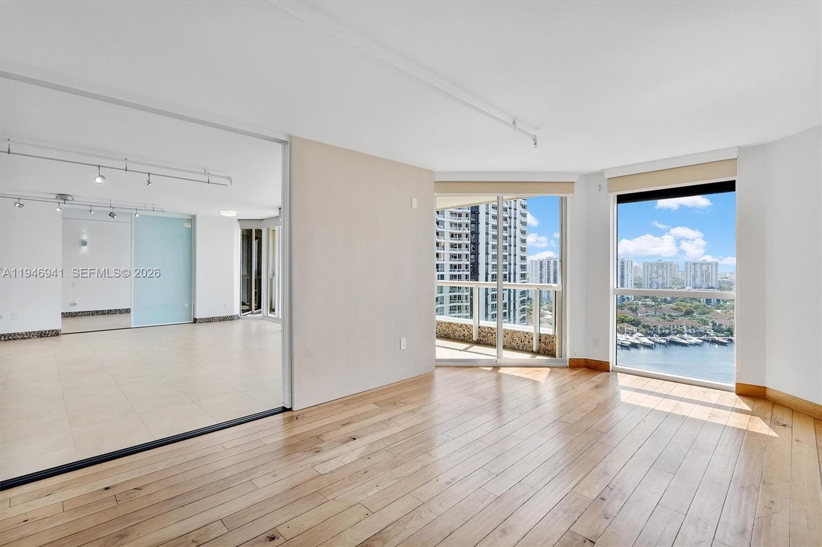 21205 NE 37th Ave # 2204, Aventura FL 33180 — 18