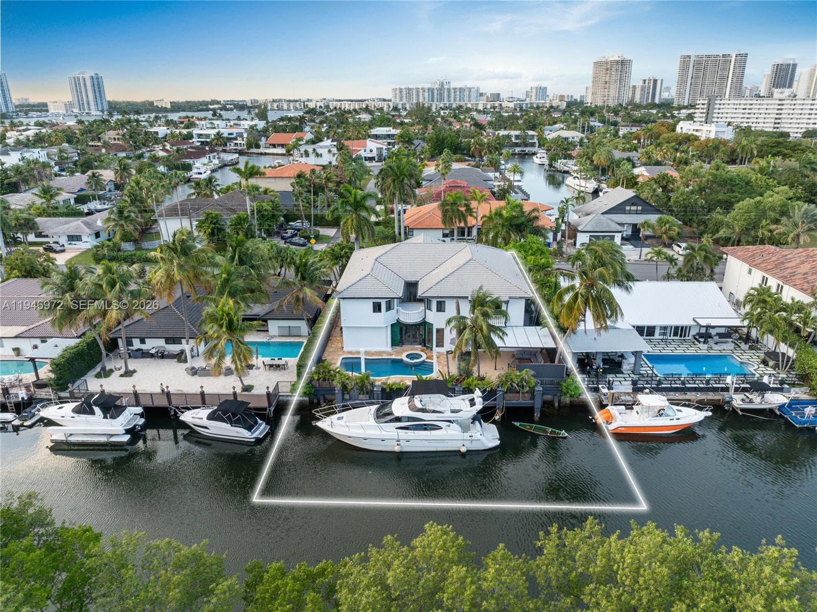 3400 NE 164th St, Sunny Isles Beach FL 33160 — 27