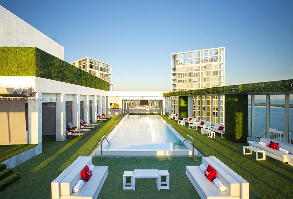 495 Brickell Ave # 1801, Miami FL 33131 — 17