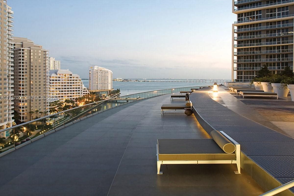 495 Brickell Ave # 1801, Miami FL 33131 — 18