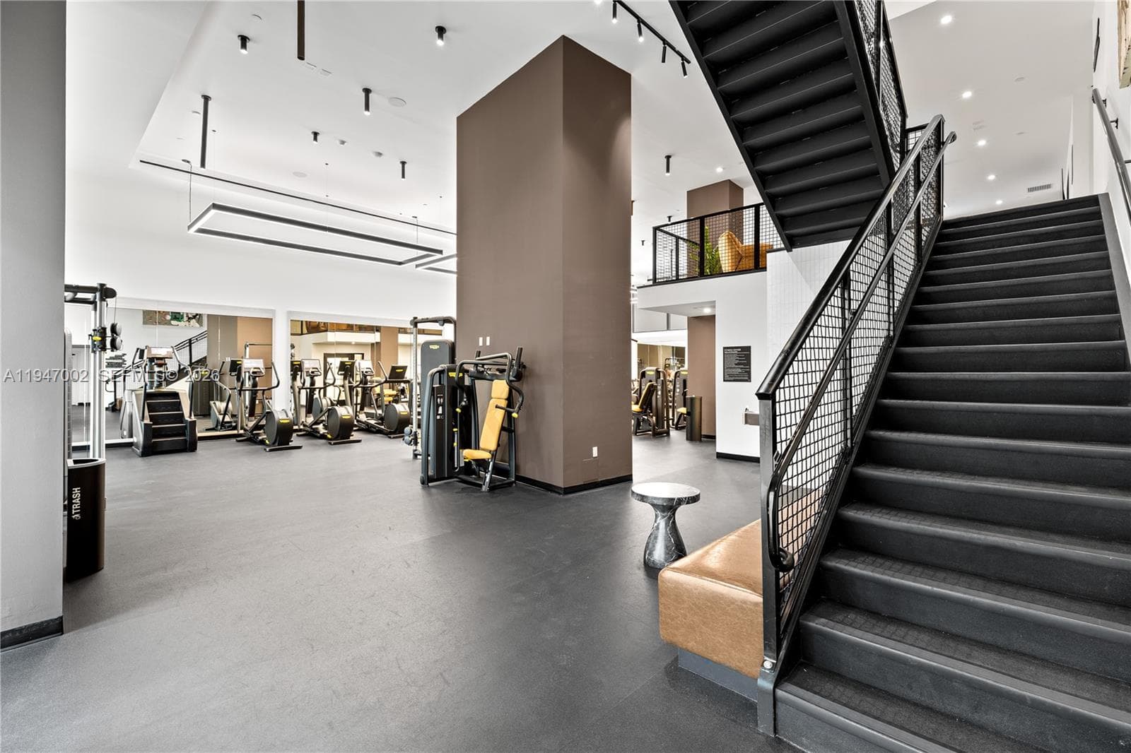 225 N Miami Ave # 1102, Miami FL 33128 — 32