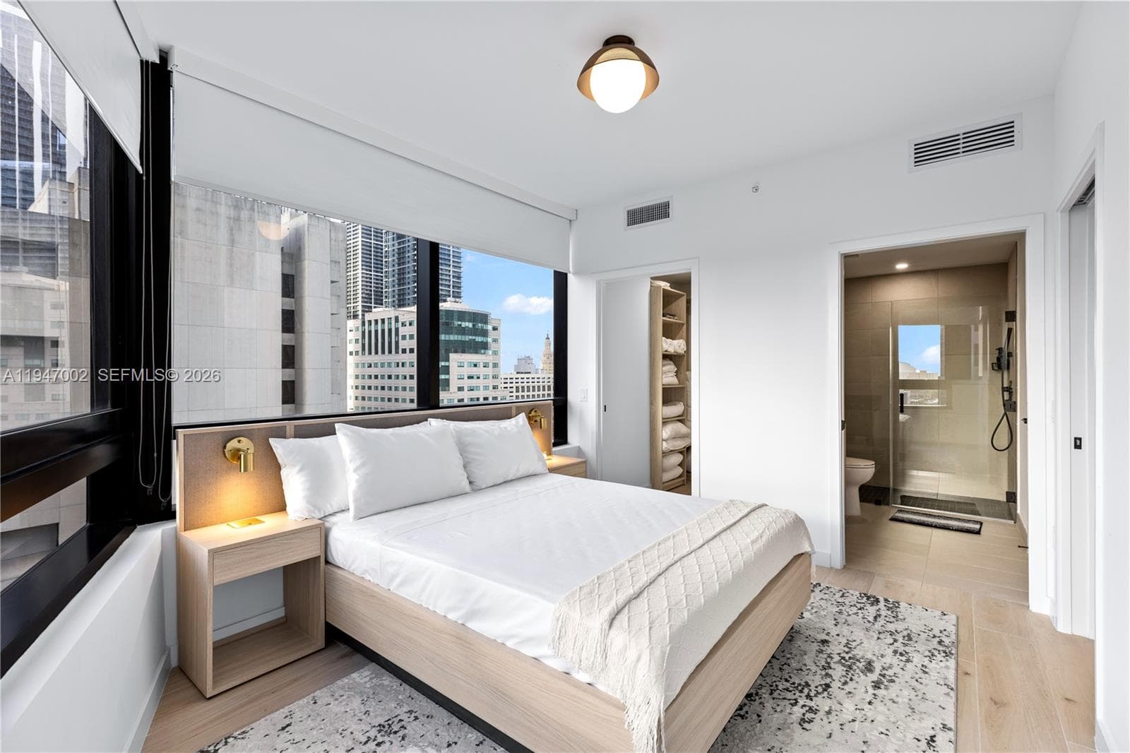 225 N Miami Ave # 1102, Miami FL 33128 — 24