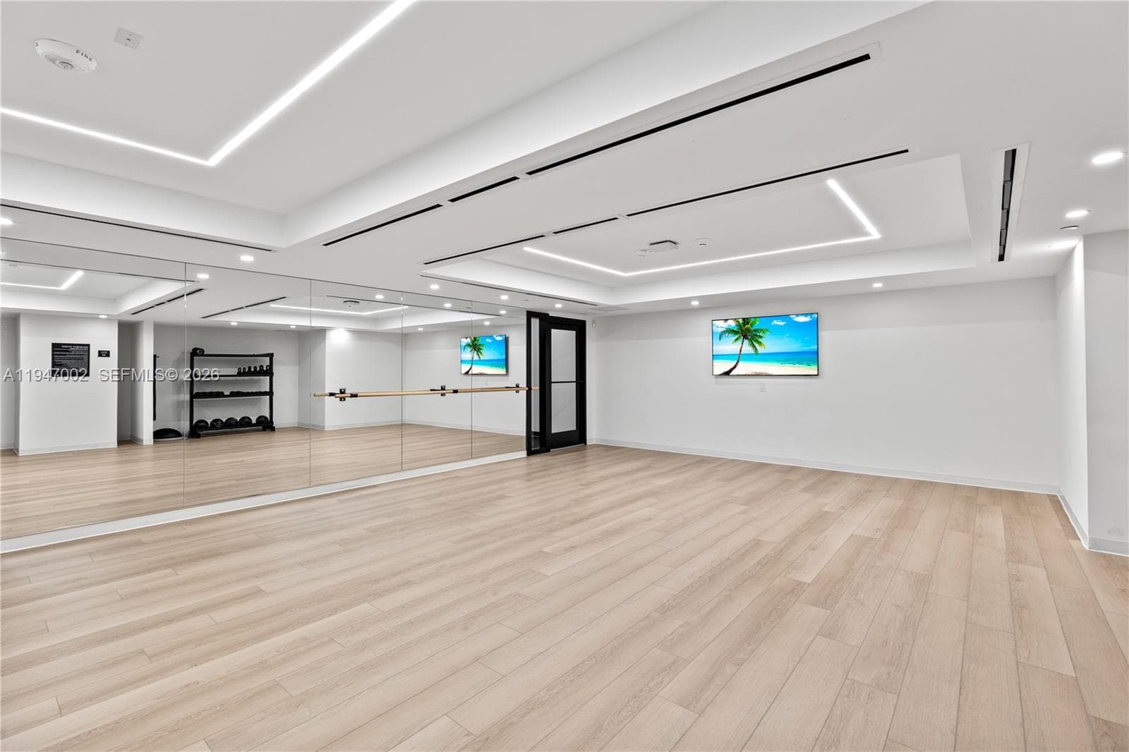 225 N Miami Ave # 1102, Miami FL 33128 — 30