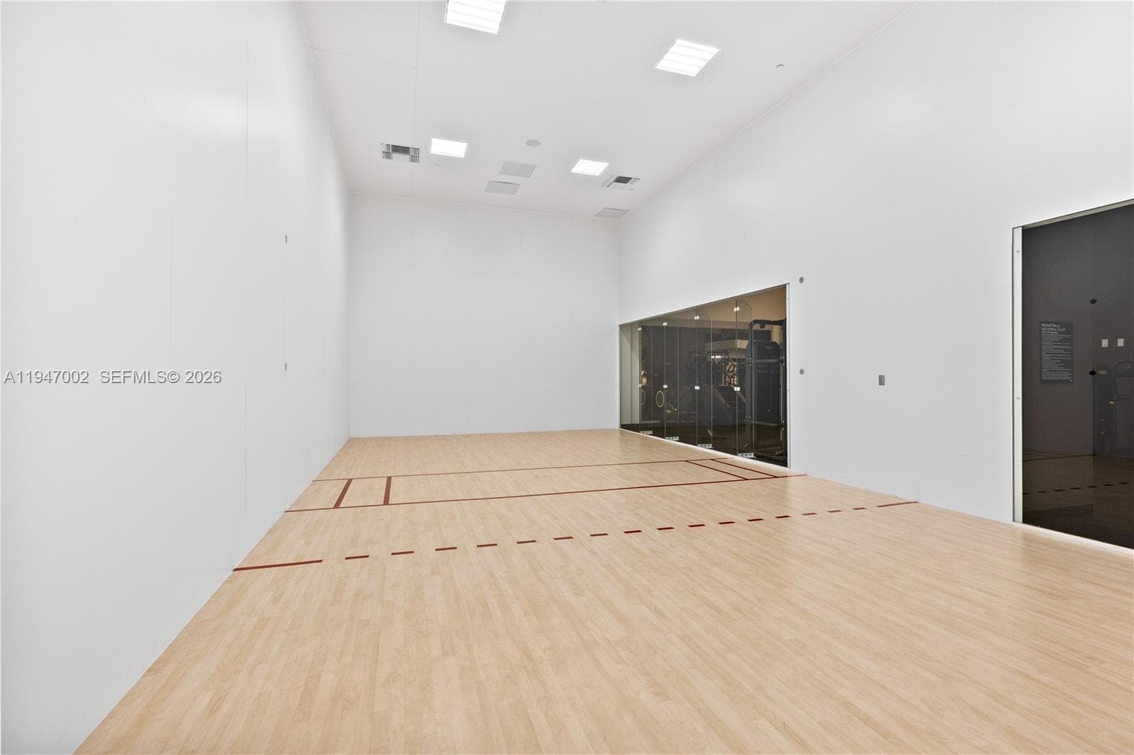 225 N Miami Ave # 1102, Miami FL 33128 — 31