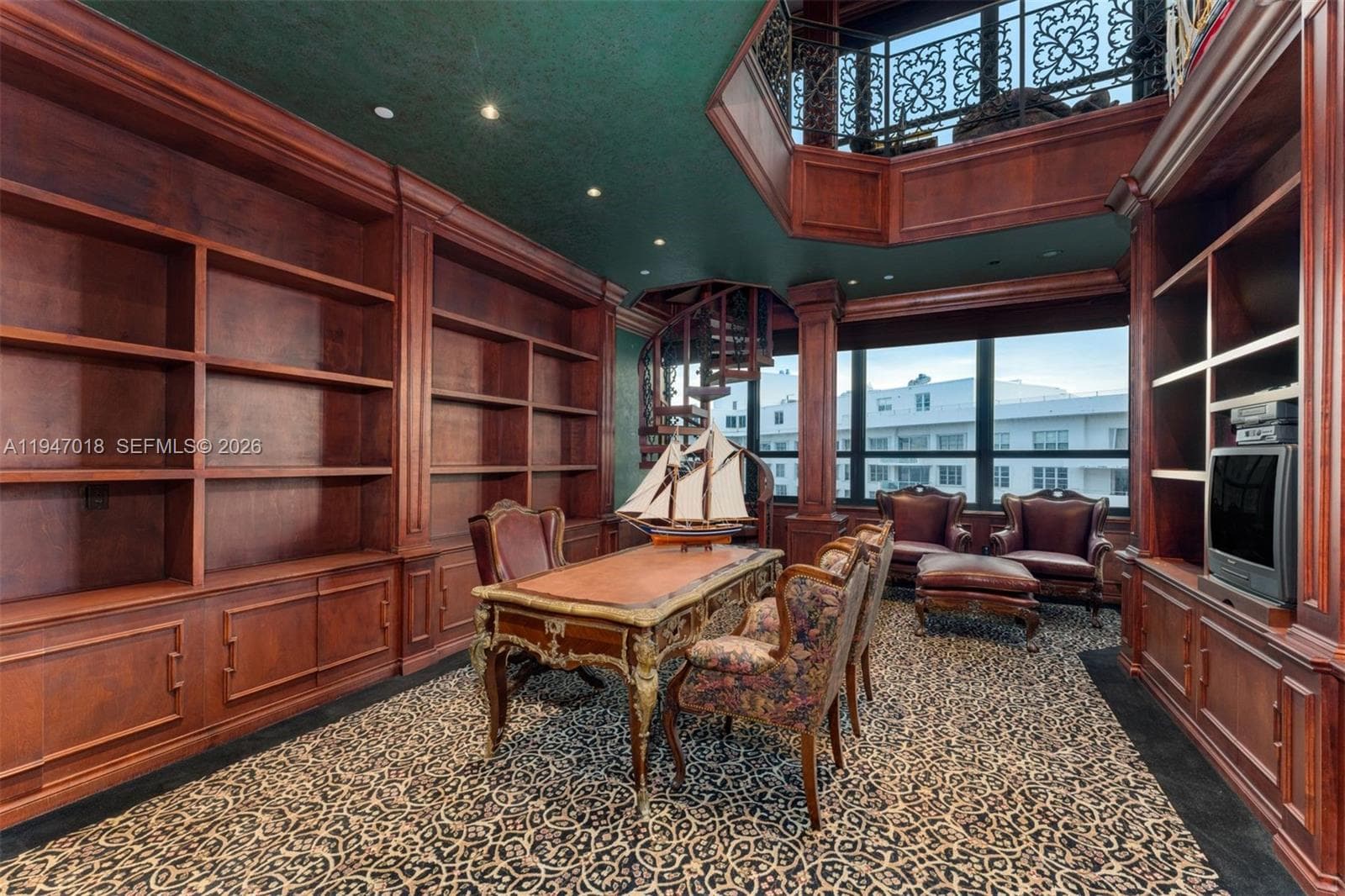 5225 Collins Ave, Miami Beach FL 33140 — 18