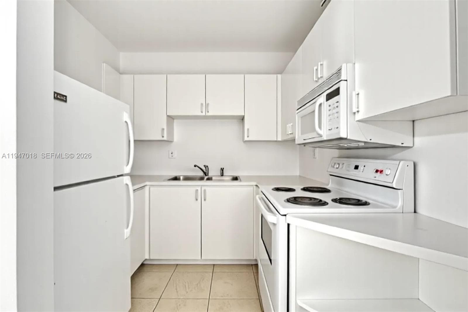 5225 Collins Ave, Miami Beach FL 33140 — 44