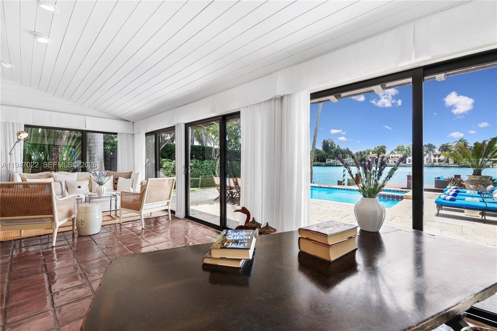 56 S Hibiscus Dr, Miami Beach FL 33139 — 17
