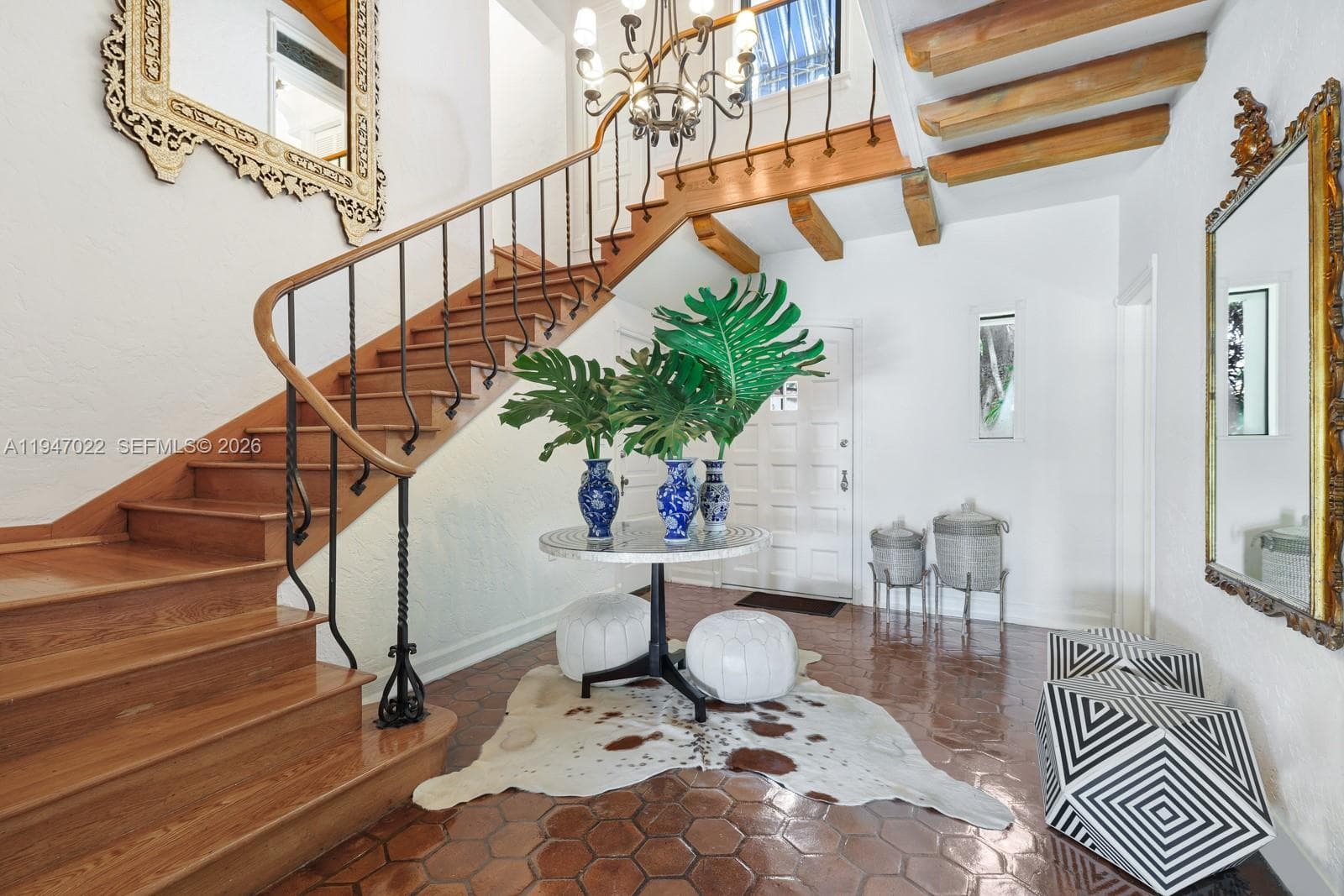 56 S Hibiscus Dr, Miami Beach FL 33139 — 16