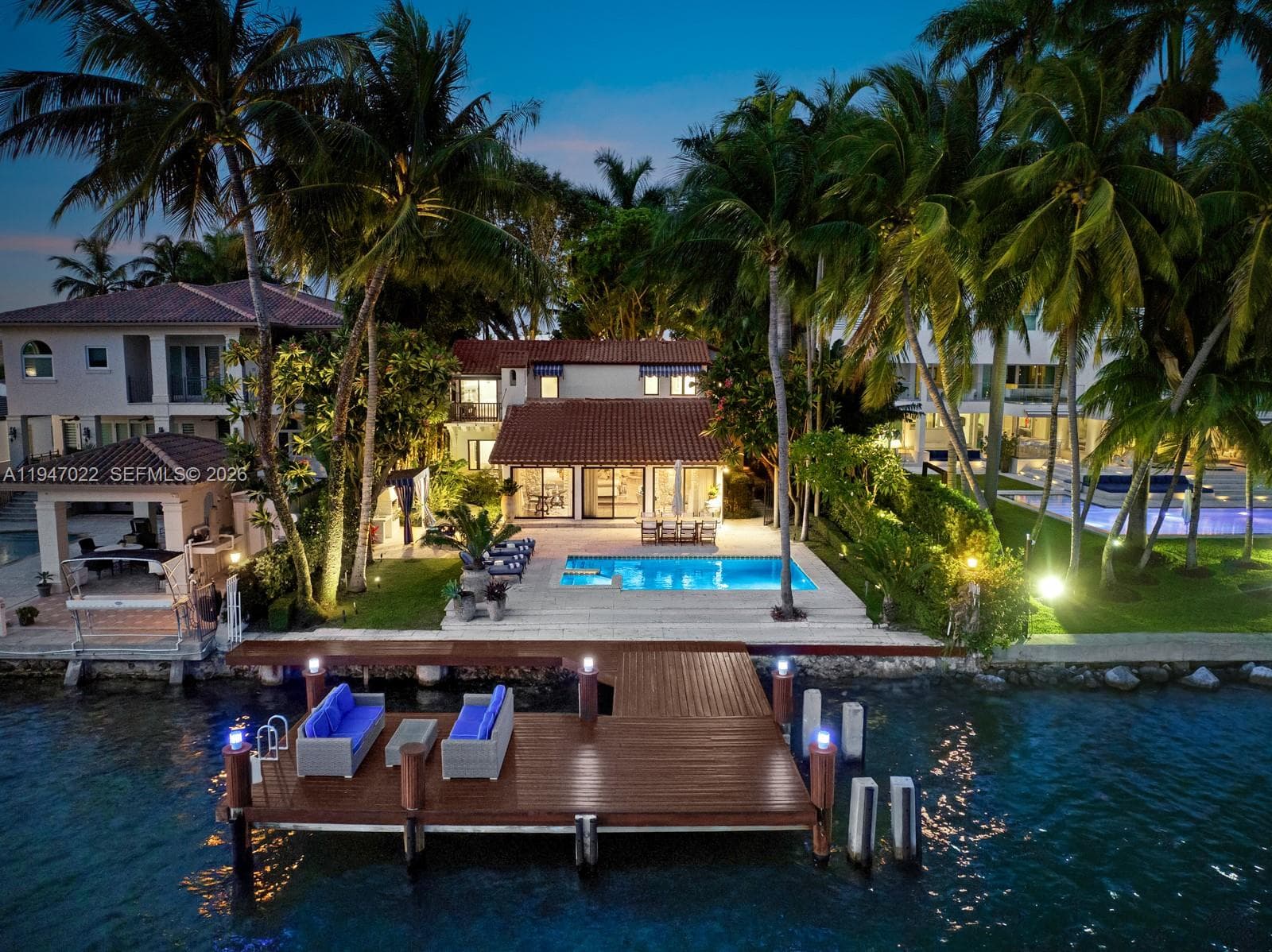56 S Hibiscus Dr, Miami Beach FL 33139 — 28