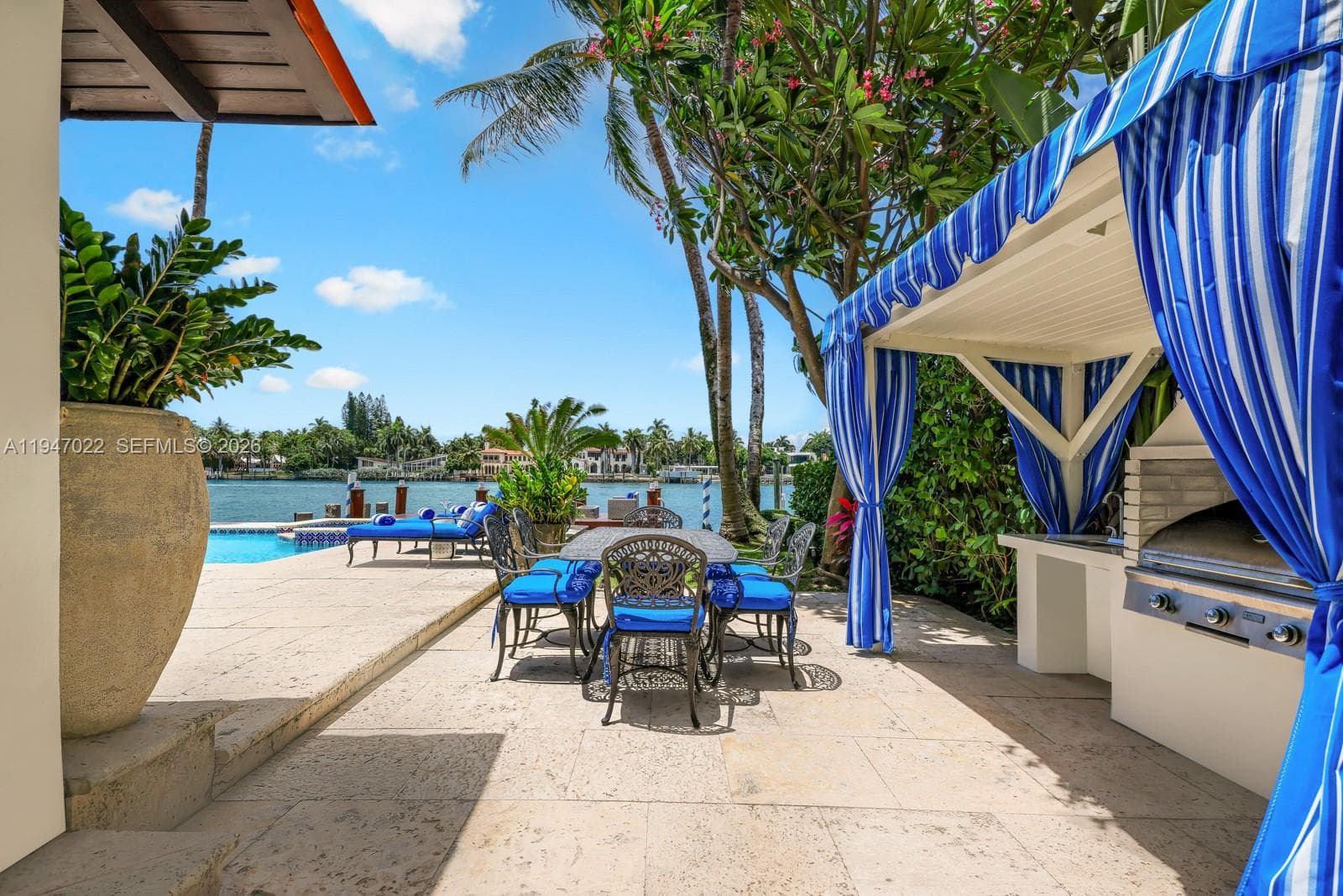 56 S Hibiscus Dr, Miami Beach FL 33139 — 40