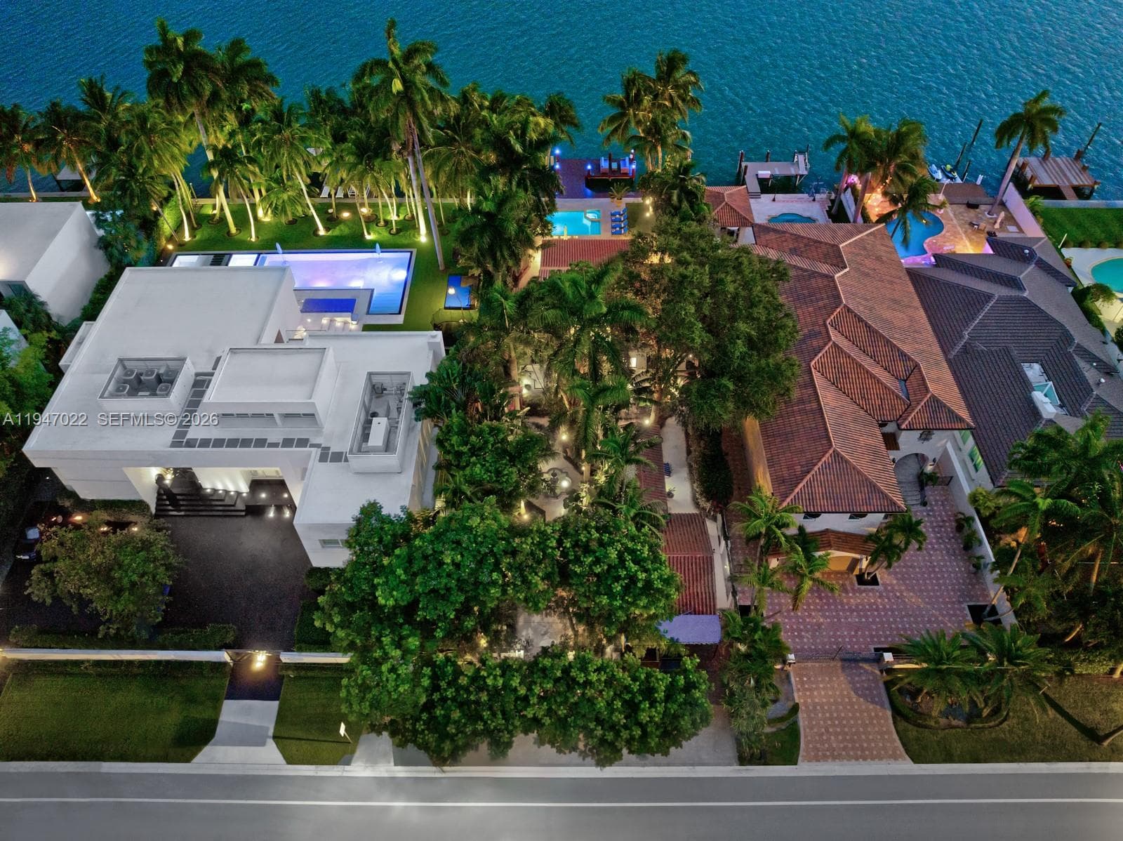 56 S Hibiscus Dr, Miami Beach FL 33139 — 29
