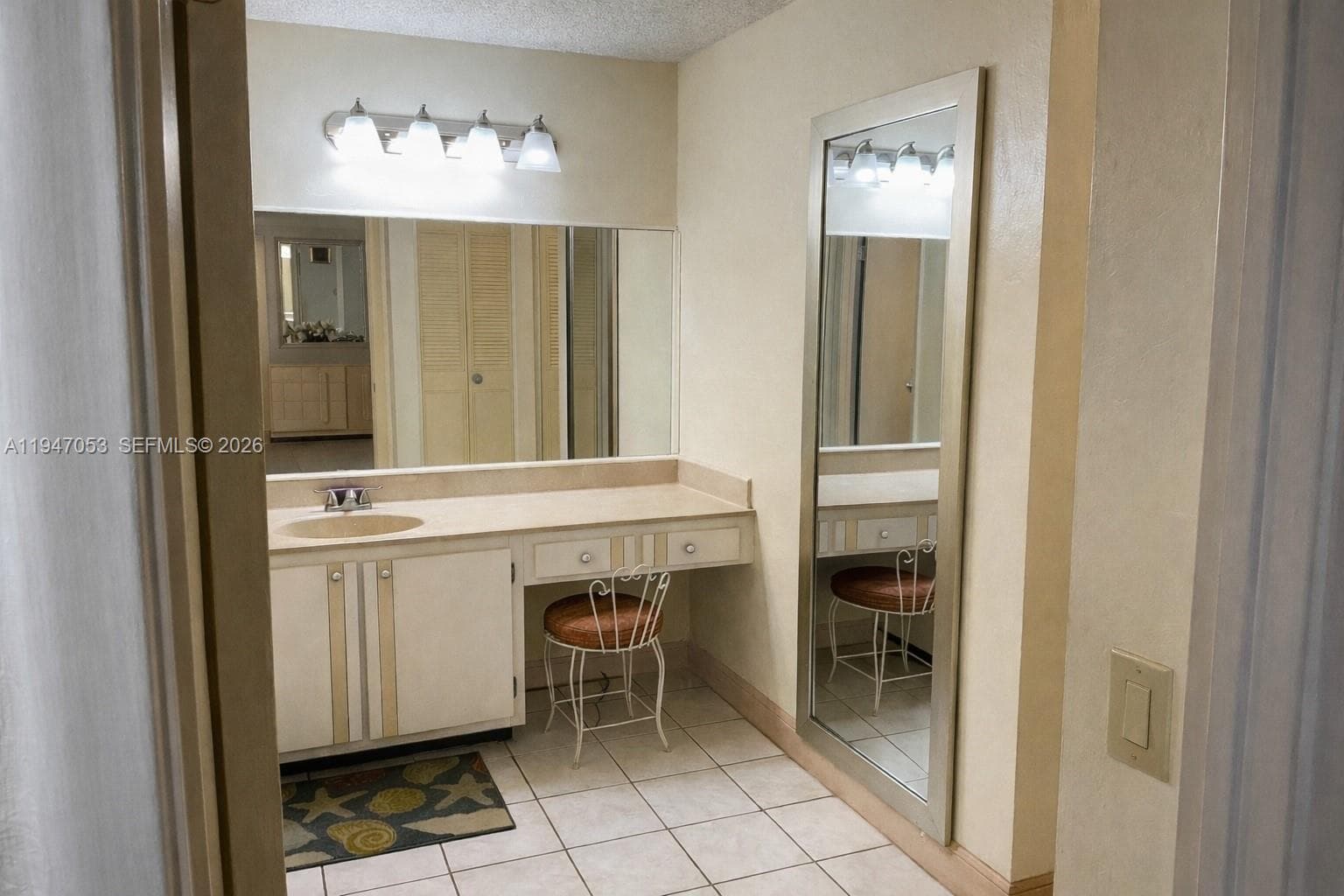 20851 San Simeon Way # 202, Miami FL 33179 — 14