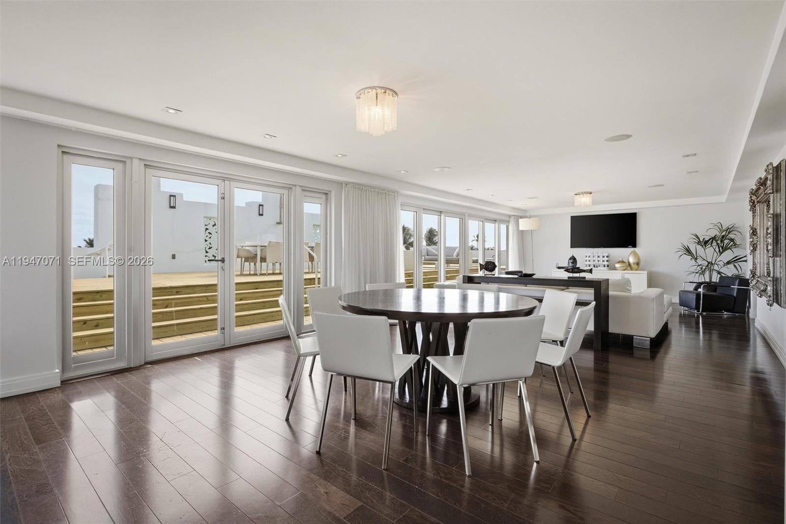 1250 Ocean Dr, Miami Beach FL 33139 — 12