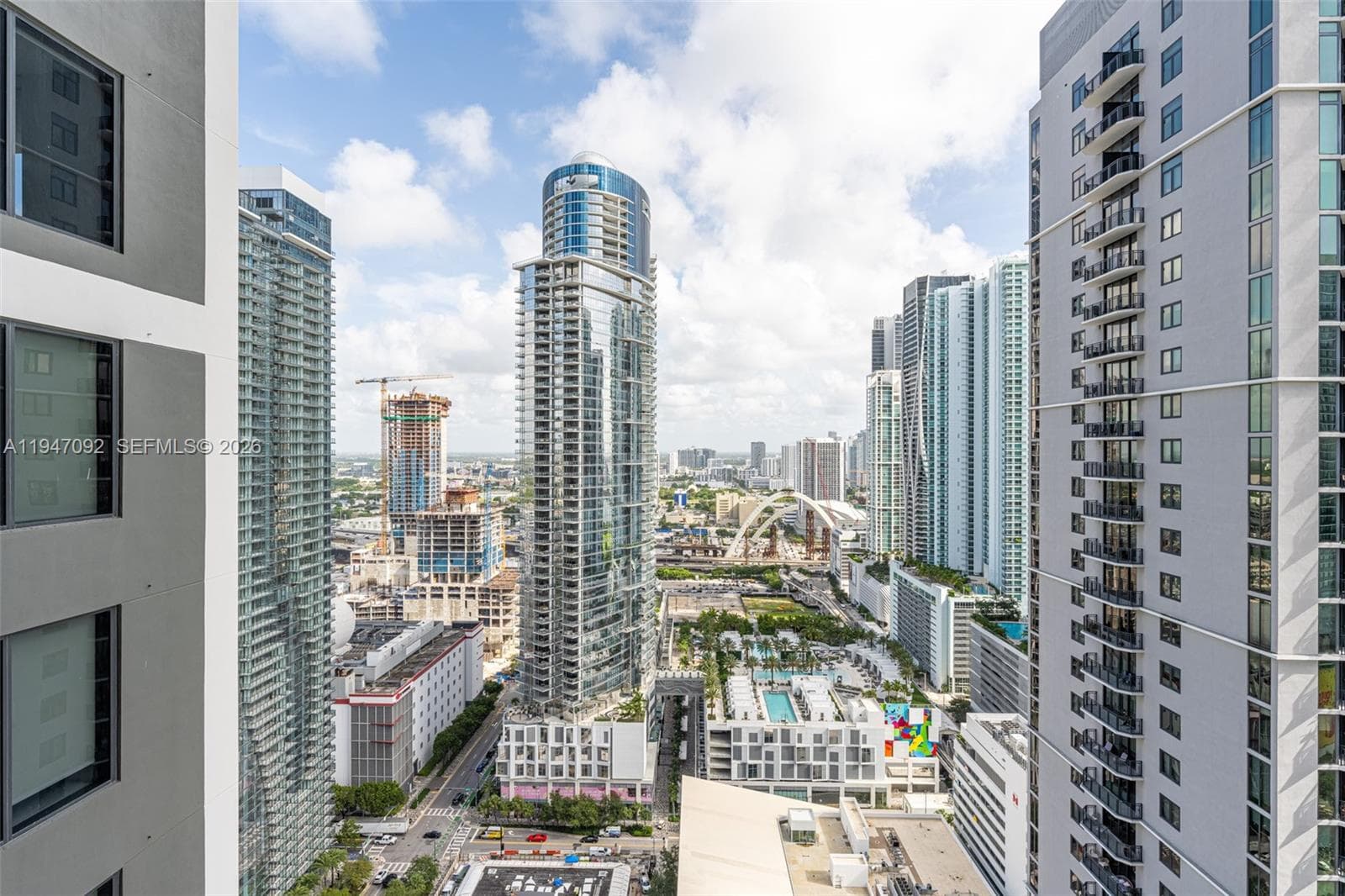 601 NE 1st ave # 3109, Miami FL 33132 — 22