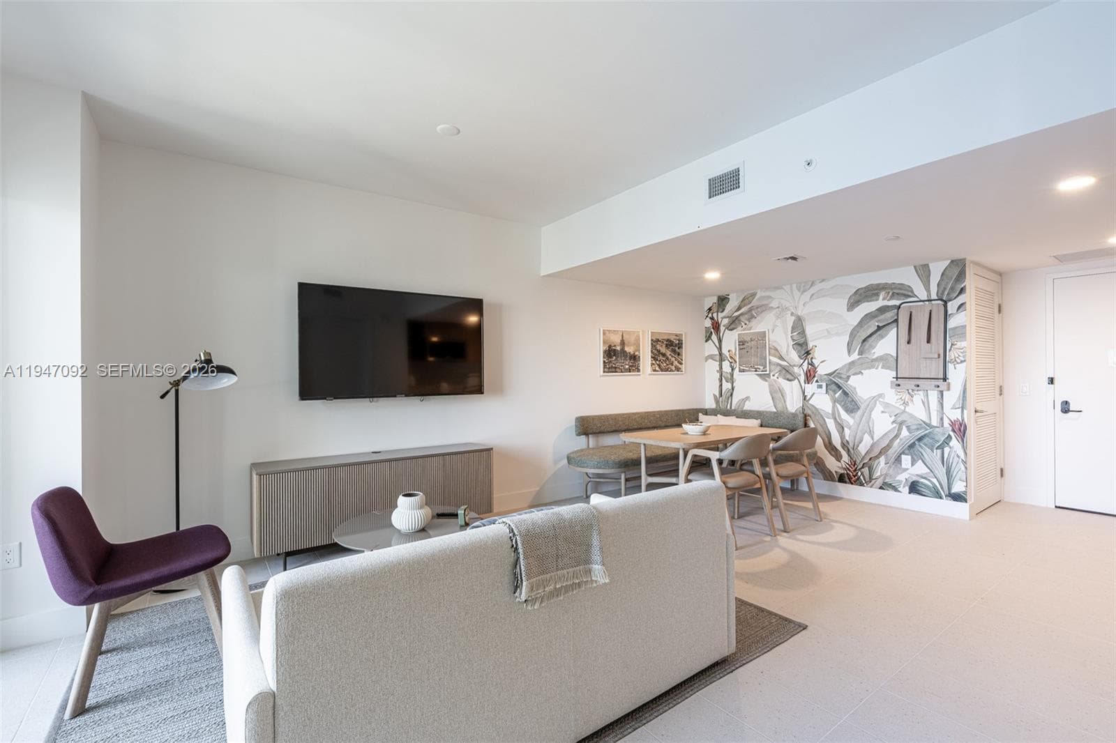 601 NE 1st ave # 3109, Miami FL 33132 — 10