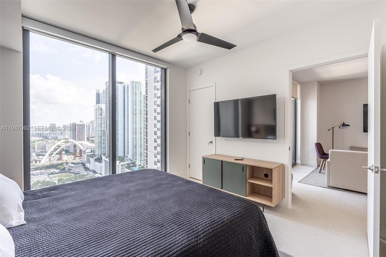 601 NE 1st ave # 3109, Miami FL 33132 — 18