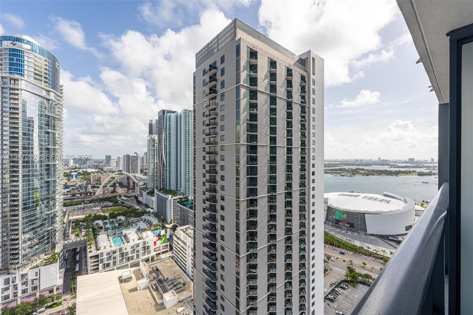 601 NE 1st ave # 3109, Miami FL 33132 — 21