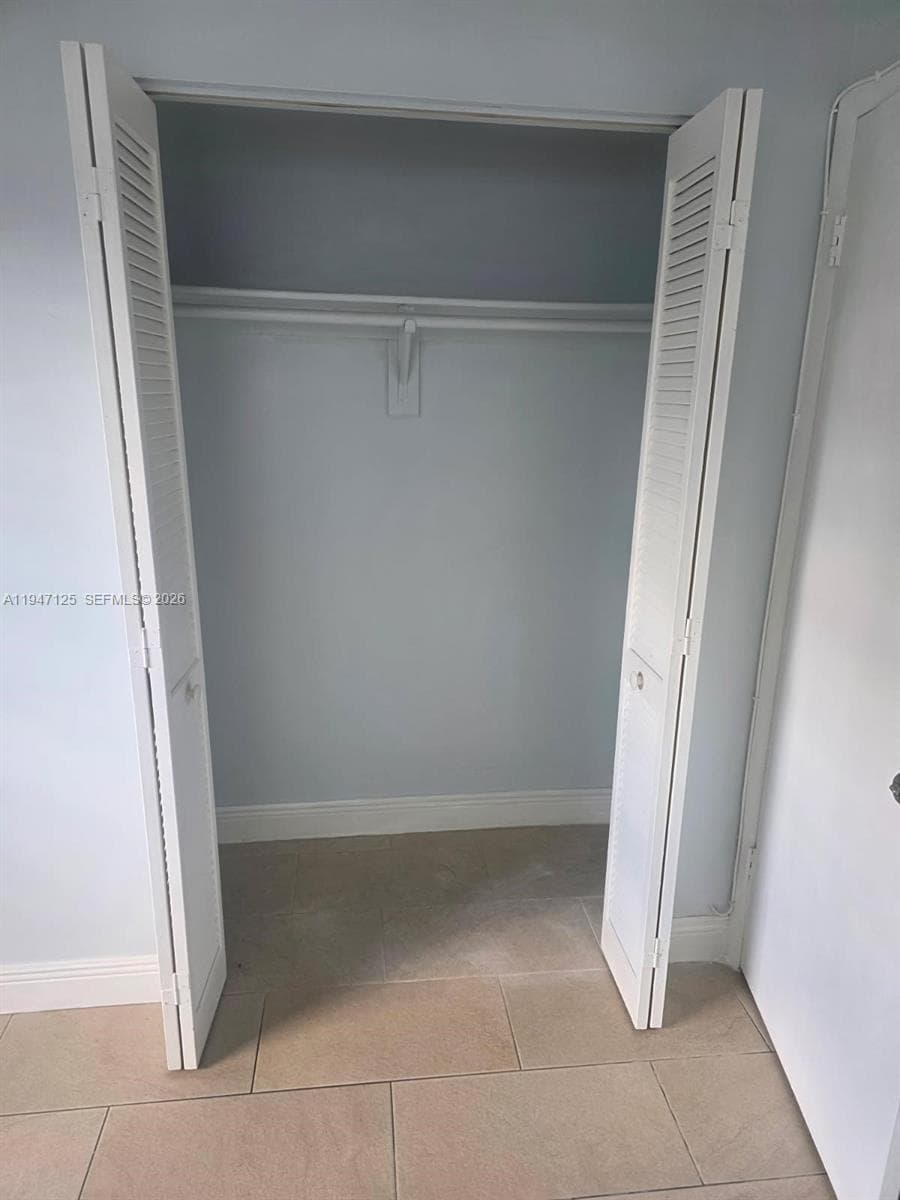 1575 NW 1st ST # 3, Miami FL 33125 — 12