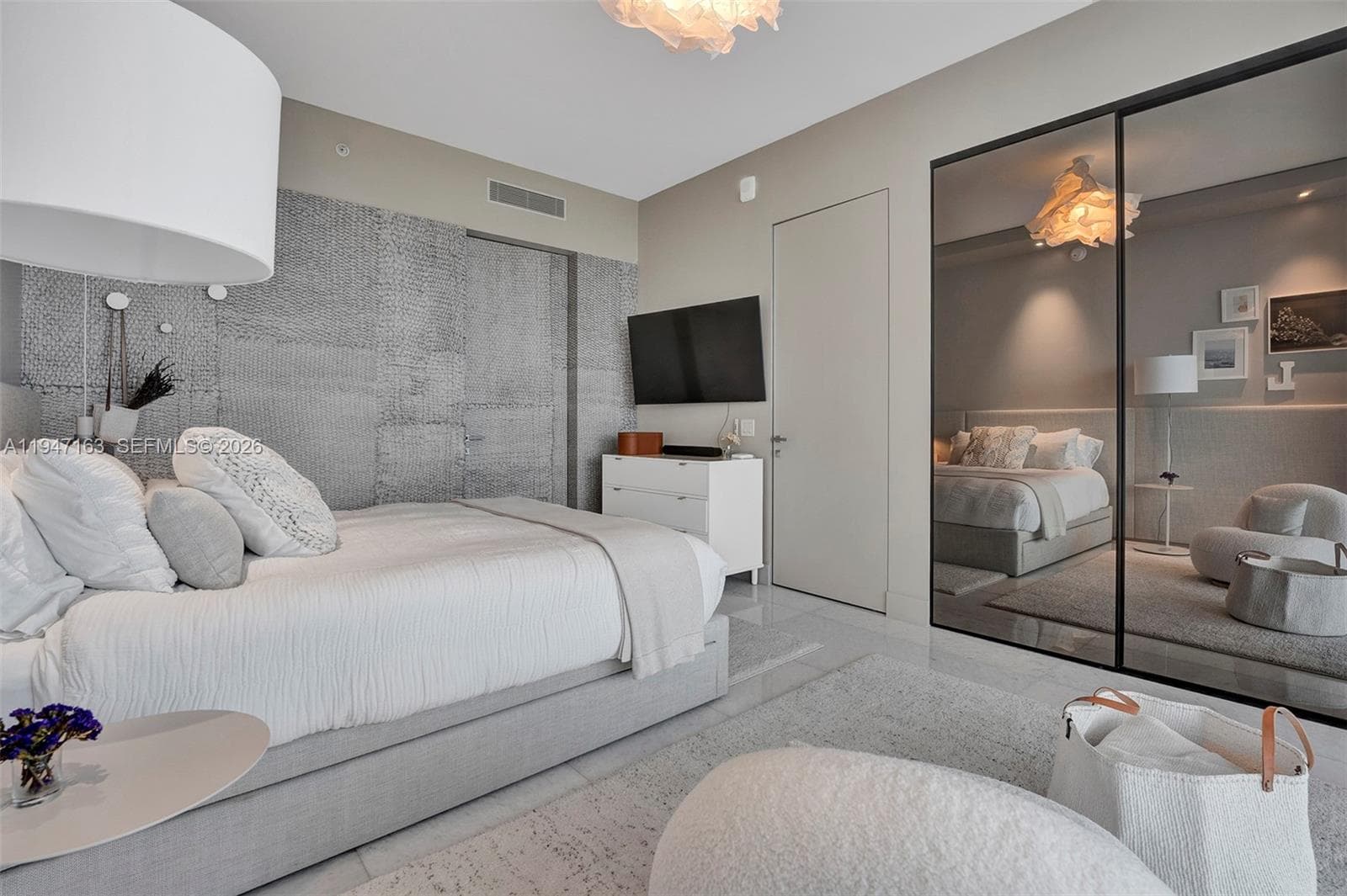 18975 Collins Ave # 4602, Sunny Isles Beach FL 33160 — 23