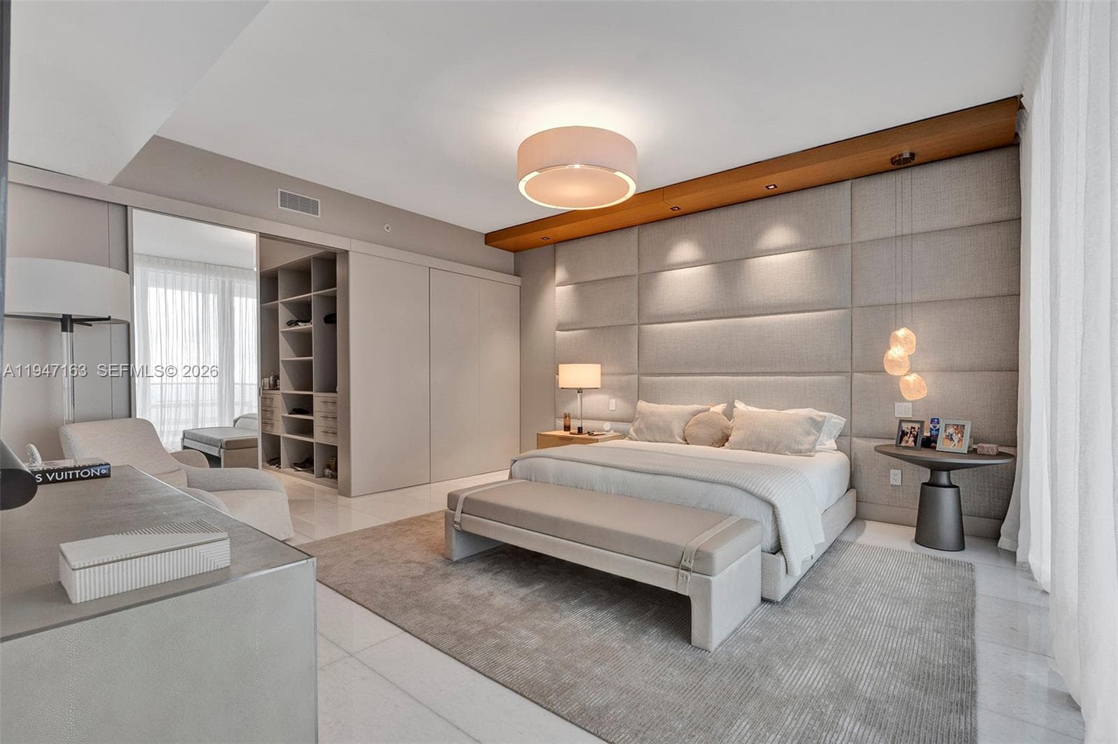 18975 Collins Ave # 4602, Sunny Isles Beach FL 33160 — 17
