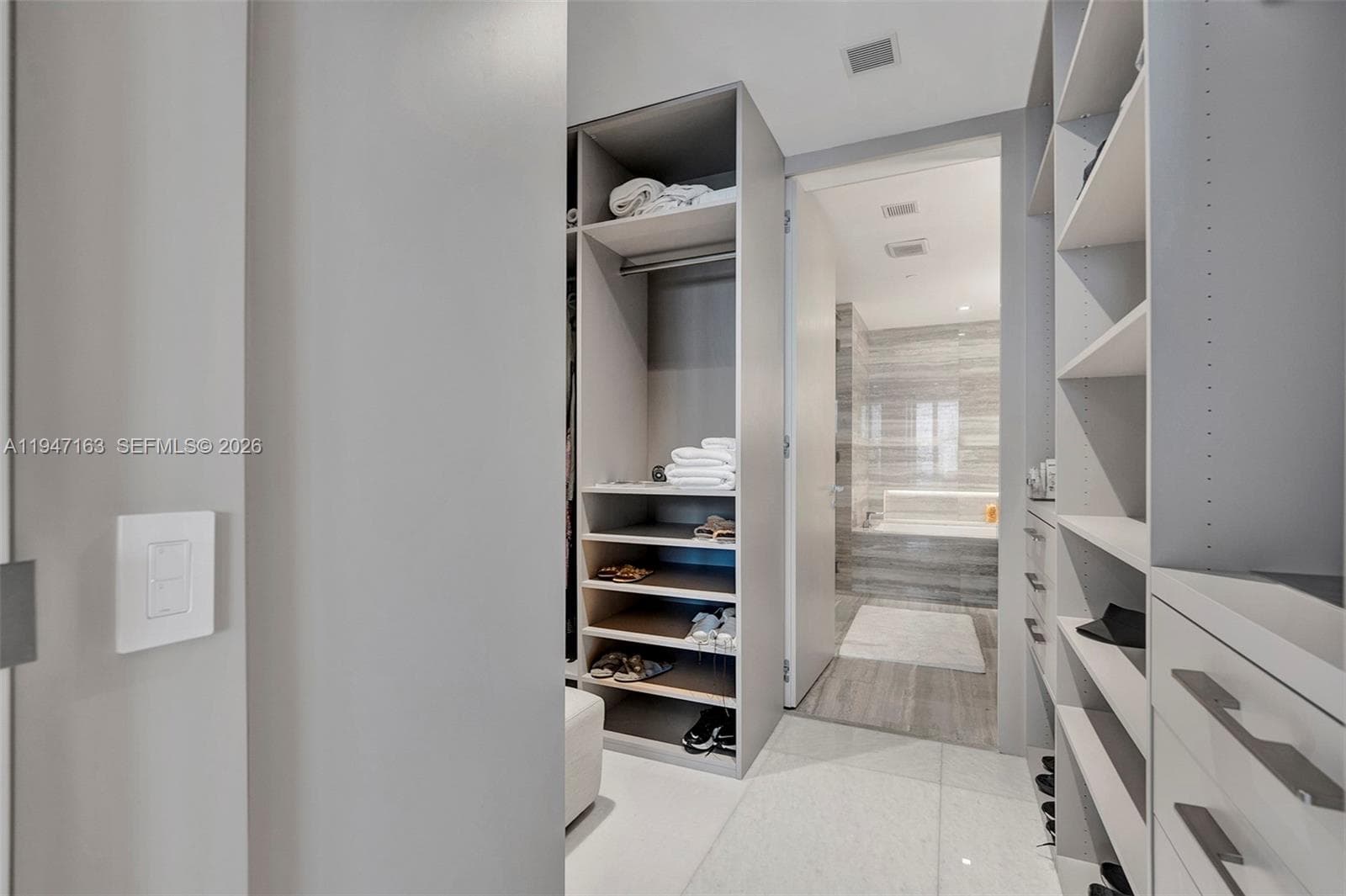 18975 Collins Ave # 4602, Sunny Isles Beach FL 33160 — 20