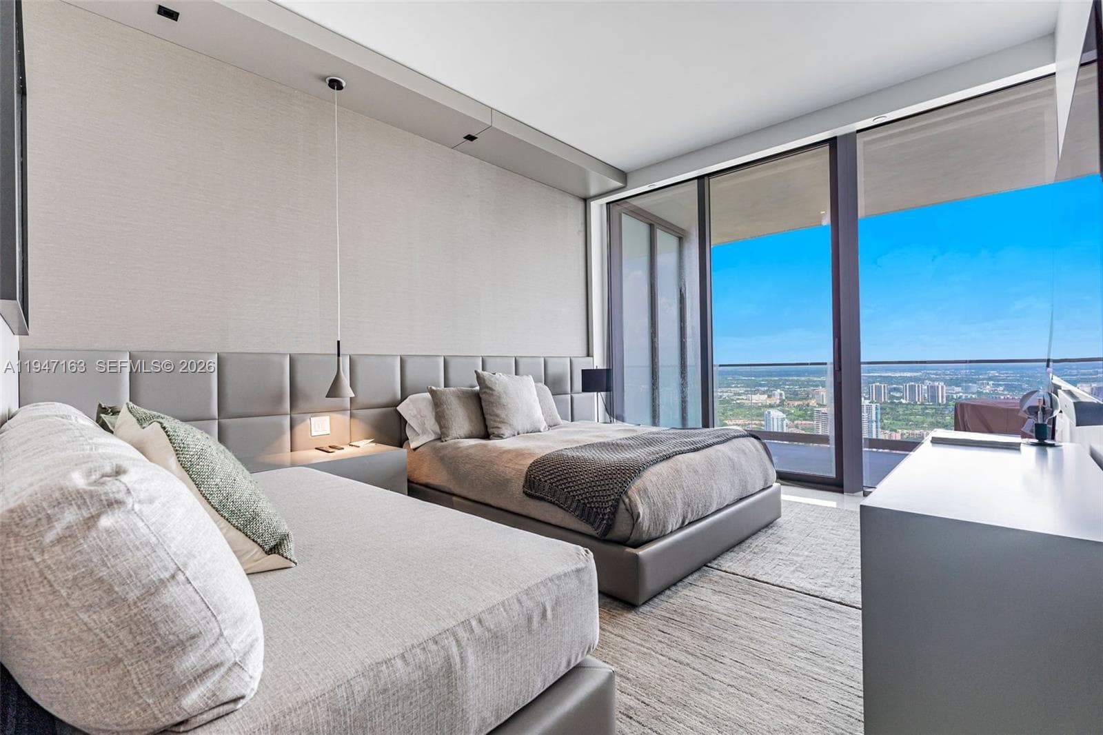 18975 Collins Ave # 4602, Sunny Isles Beach FL 33160 — 25