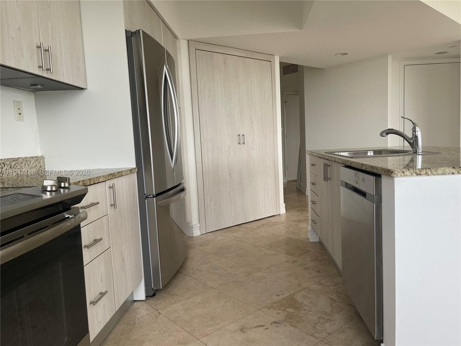 19900 E Country Club Dr # 502, Aventura FL 33180 — 6