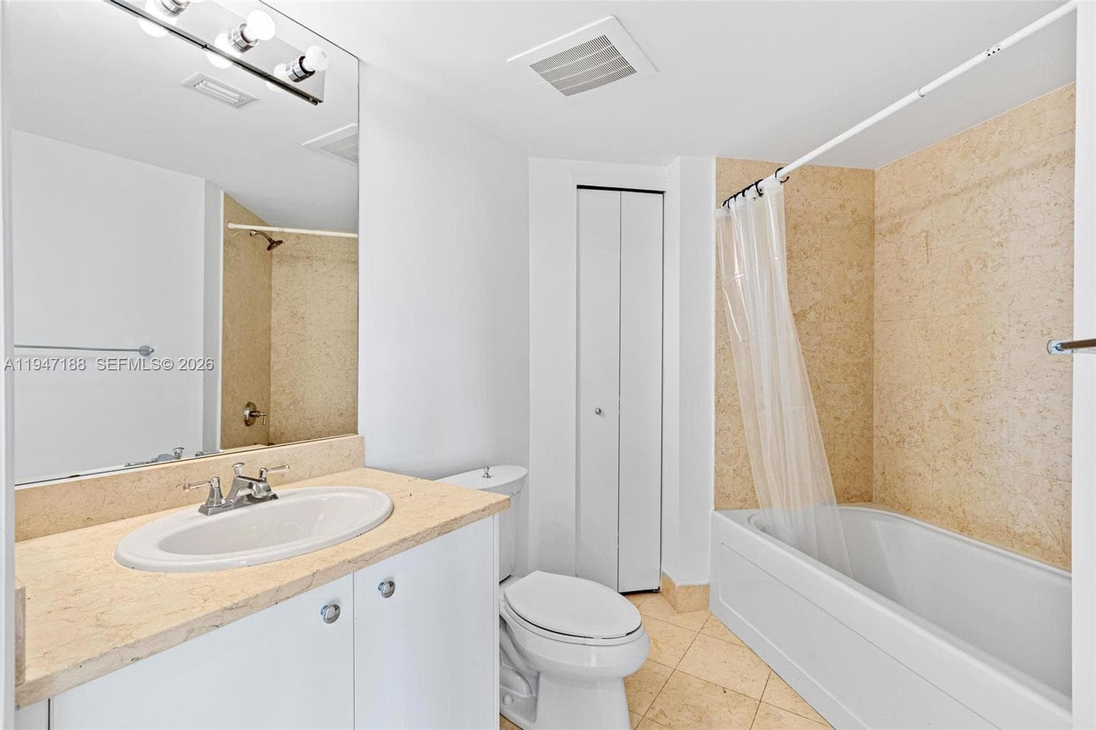 19900 E Country Club Dr # 502, Aventura FL 33180 — 16
