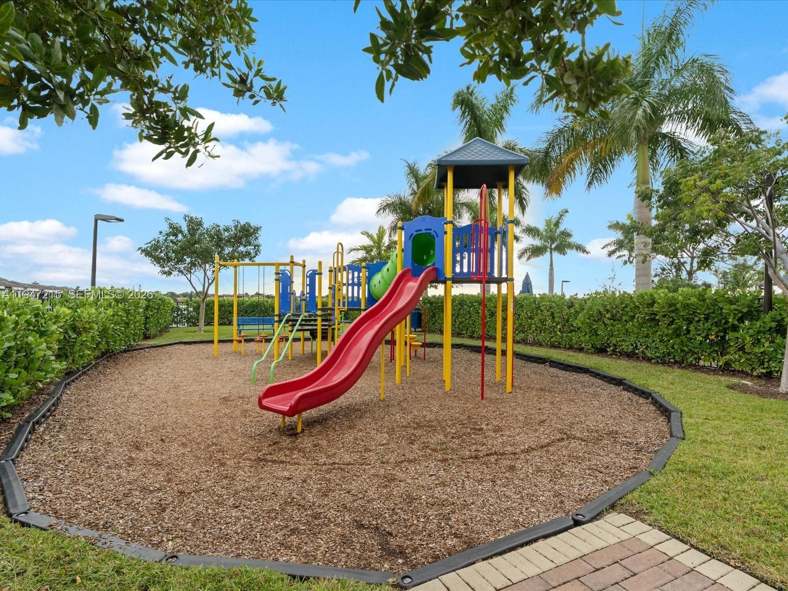 544 NE 206th Ln, Miami FL 33179 — 43