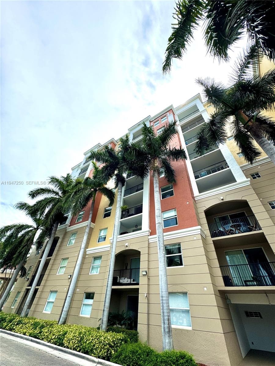 17100 N Bay Rd # 1509, Sunny Isles Beach FL 33160 — 20